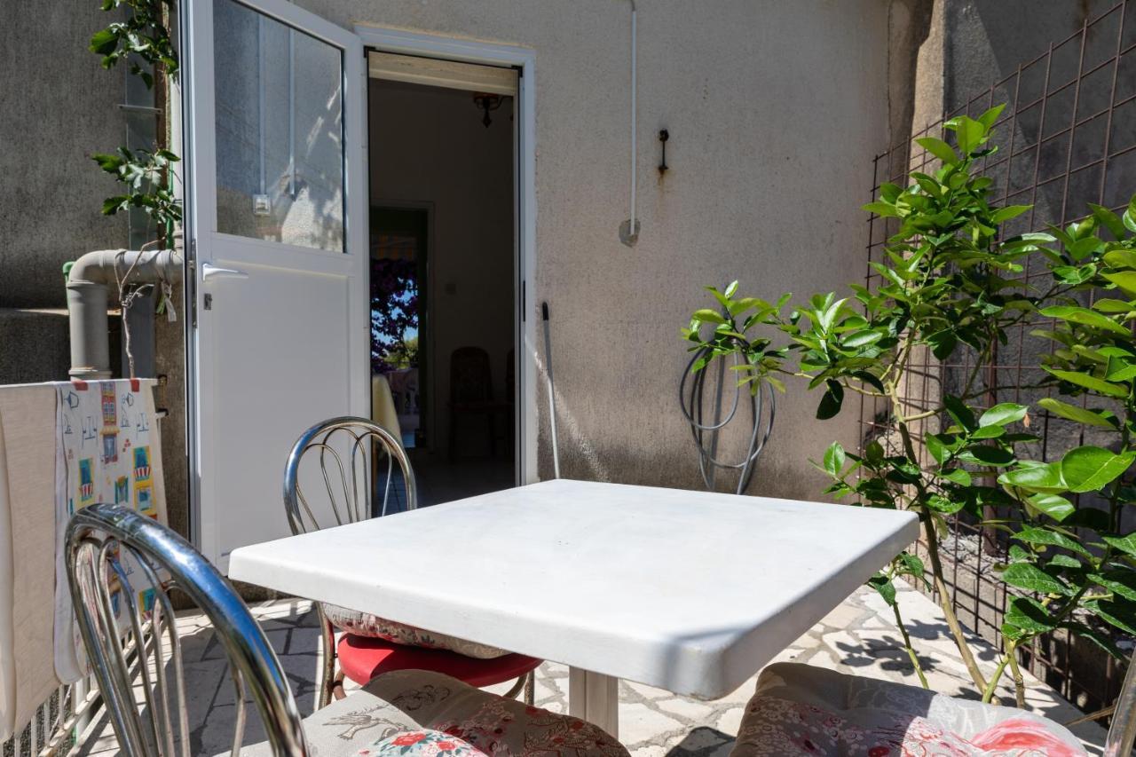 Apartments With A Parking Space Sumpetar, Omis - 9436 Екстер'єр фото